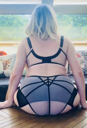 Leaked Courtesan annabel private photo viral onlyfans