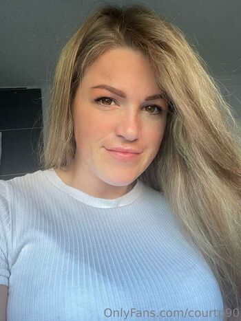 Leaked Courtney pose private photo viral onlyfans