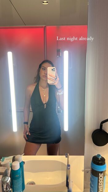 Courtney Sarault