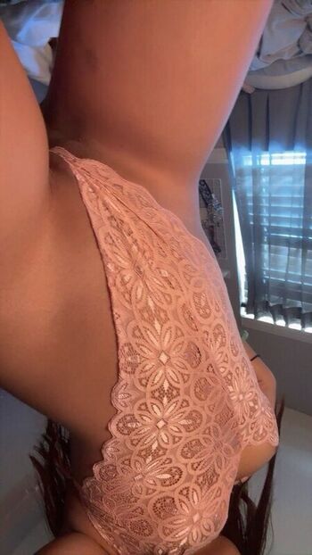 Leaked Creamyaimii private photo viral onlyfans