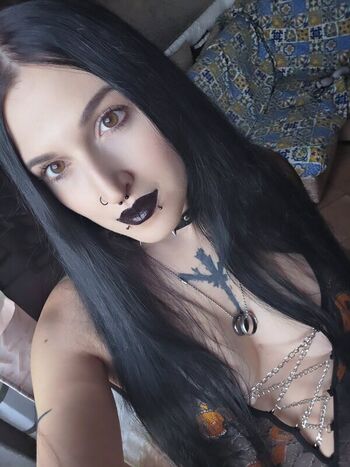 Leaked Crimson dead wolf private photo viral onlyfans