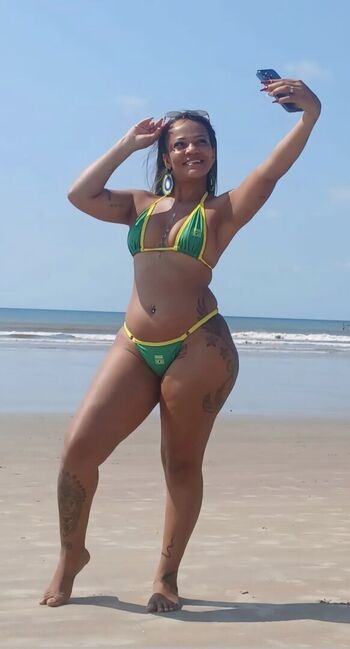 Cristiane Alves