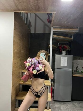 Leaked Crystallandysh page private photo viral onlyfans