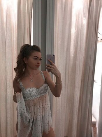 Leaked Crystallandysh page private photo viral onlyfans