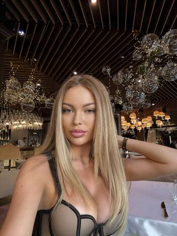 Leaked Crystallandysh page private photo viral onlyfans