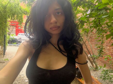 Leaked Cuntinbrooklyn private photo viral onlyfans