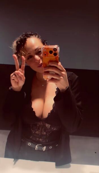 Leaked Curliiiiiie private photo viral onlyfans