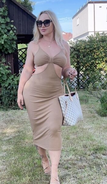 Leaked Curva blonde private photo viral onlyfans