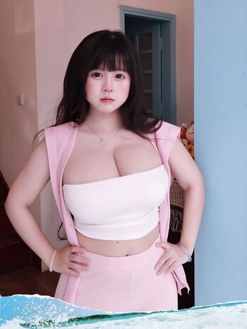Leaked Curvy goddesses private photo viral onlyfans