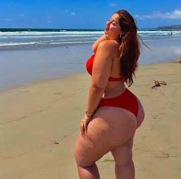Leaked Curvy goddesses private photo viral onlyfans