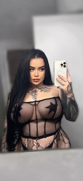 Leaked Curvy goddesses private photo viral onlyfans