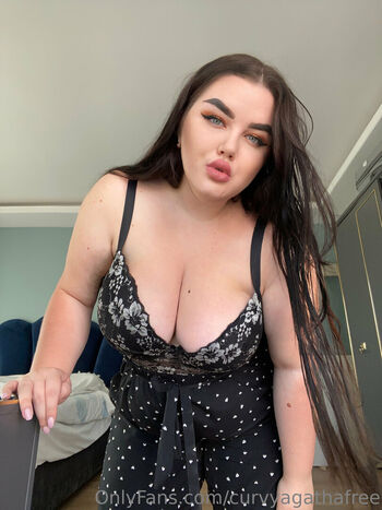 Leaked Curvyagathafree private photo viral onlyfans