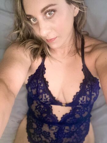 Leaked Cutesexymom private photo viral onlyfans