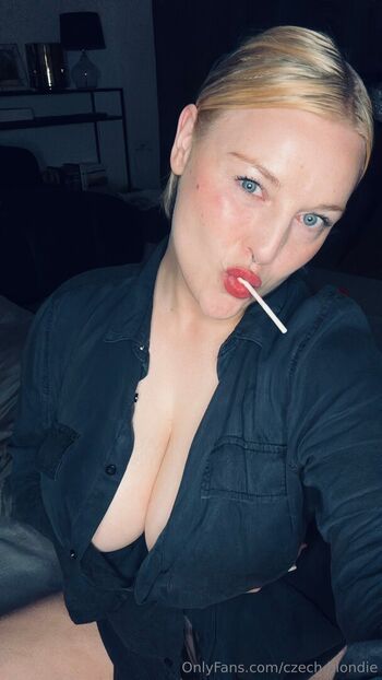 czech.blondie