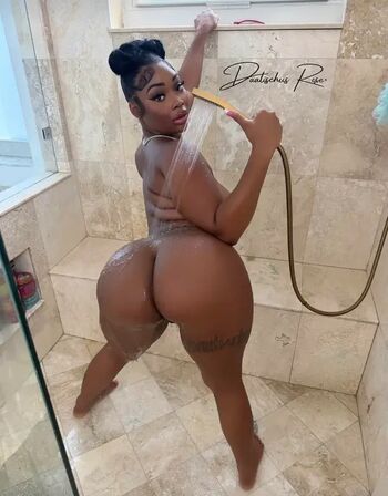 Leaked Daalischus private photo viral onlyfans