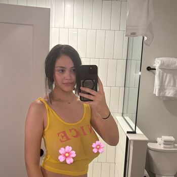 Leaked Daisveil private photo viral onlyfans