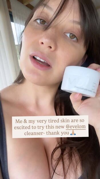 Leaked Daisy lowe page private photo viral onlyfans