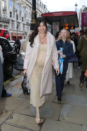 Leaked Daisy lowe private photo viral onlyfans