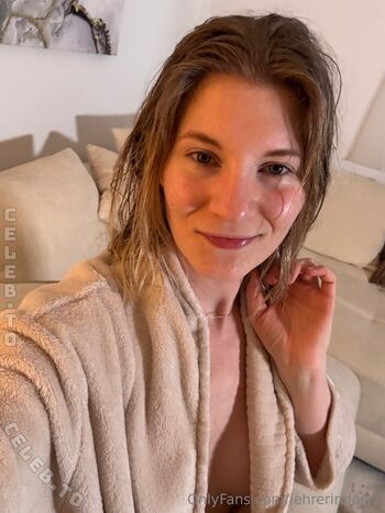 Leaked Daisyxlicious private photo viral onlyfans