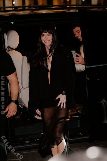 Leaked Dakota johnson page private photo viral onlyfans