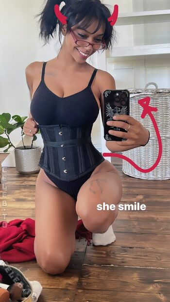 Dalia Dolllyfield