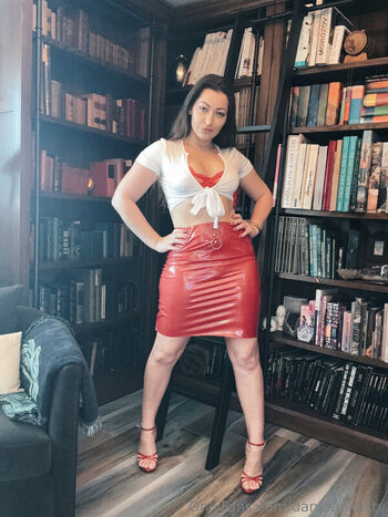 Dani Daniels