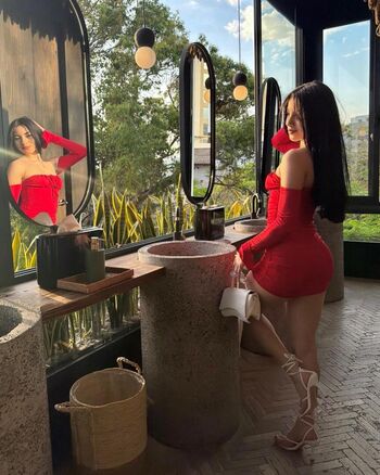 Leaked Daniela velsquez private photo viral onlyfans