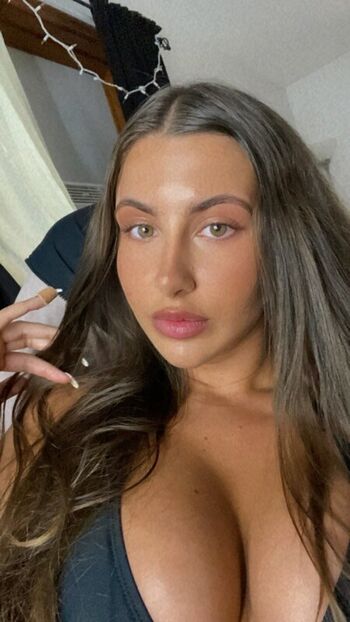 Leaked Danielleberry page private photo viral onlyfans