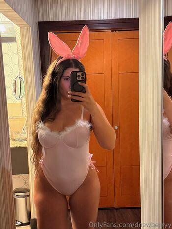 Leaked Danielleberry private photo viral onlyfans