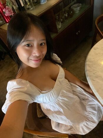 Leaked Daphnelowkey private photo viral onlyfans