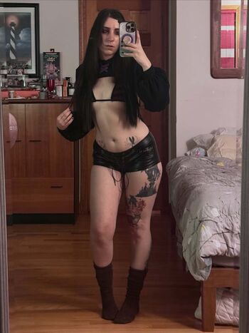 Leaked Darkscaryswamp private photo viral onlyfans