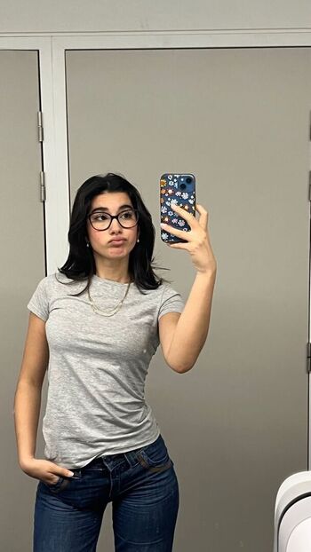 Leaked Darynebr private photo viral onlyfans