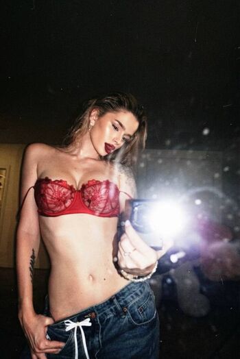 Leaked Daxaxa private photo viral onlyfans