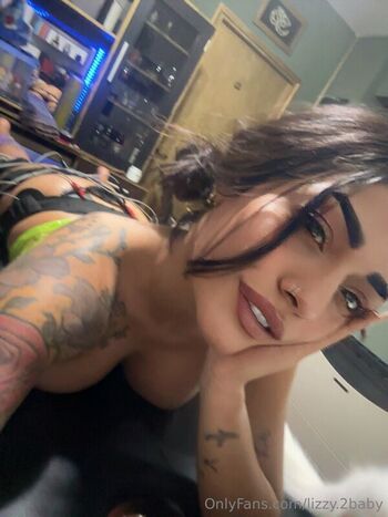 Leaked De lizzy private photo viral onlyfans
