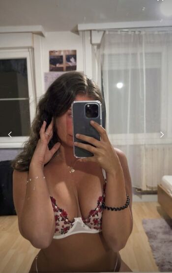 Leaked De moiclara private photo viral onlyfans