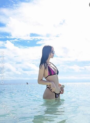 Leaked Dear chuu  page private photo viral onlyfans