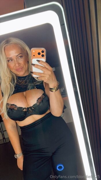 Leaked Debbie zwiers private photo viral onlyfans
