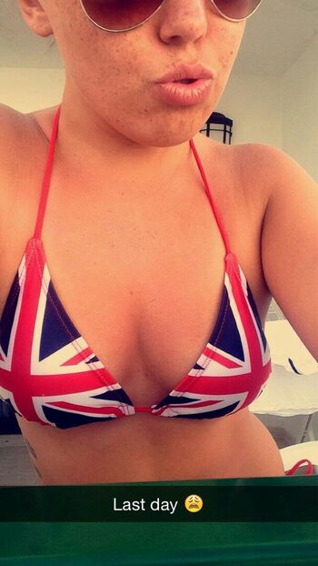 Leaked Deelincoln page private photo viral onlyfans