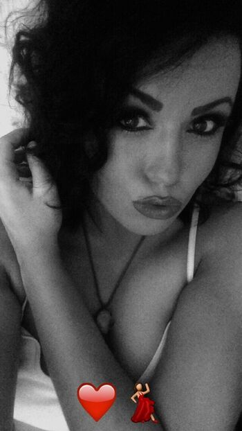 Leaked Deelincoln private photo viral onlyfans