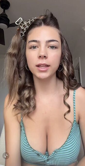 Leaked Deeznailss private photo viral onlyfans
