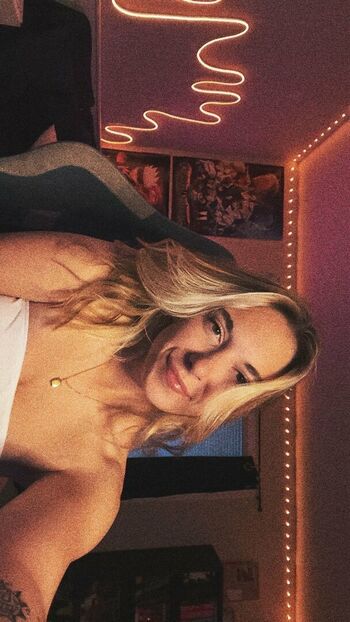 Leaked Defnotdes private photo viral onlyfans