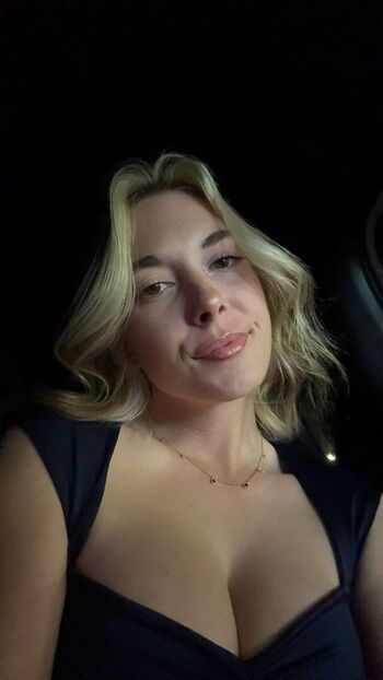 Leaked Defnotdes private photo viral onlyfans