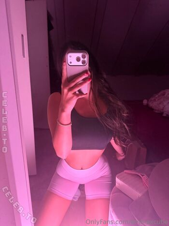 Leaked Deineemi private photo viral onlyfans