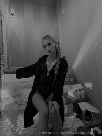 Leaked Deinekleineblondine page private photo viral onlyfans