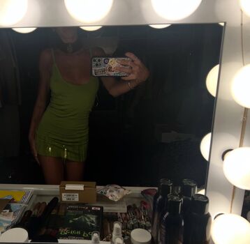 Leaked Delilah belle hamlin page private photo viral onlyfans