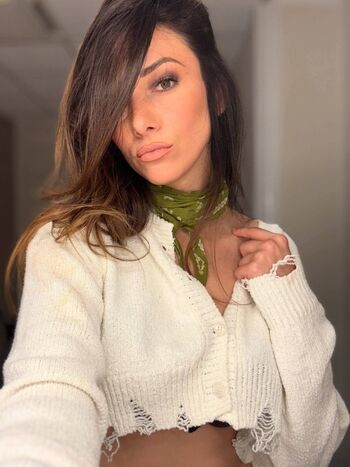 Leaked Delphine wespiser page private photo viral onlyfans