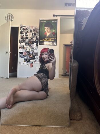 Leaked Delusionalslvt private photo viral onlyfans