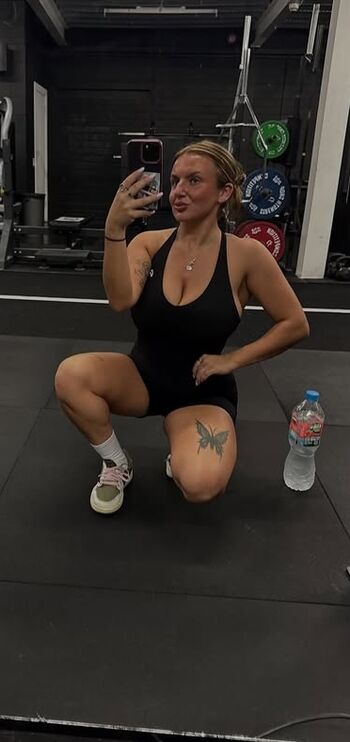 Demi-Lee
