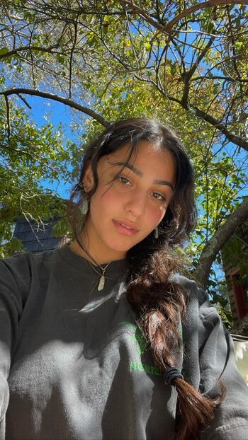 Denna Hadipour