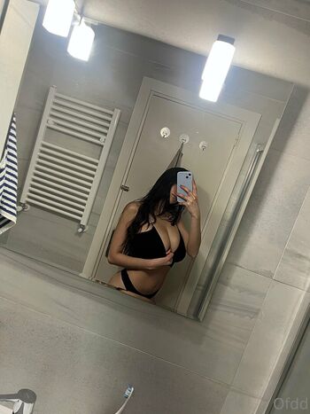 Leaked Derlydaniela private photo viral onlyfans